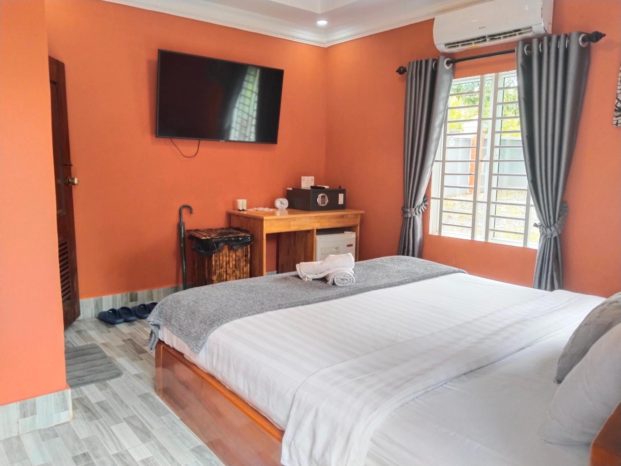 Teejays Bed And Breakfast Kampot Extérieur photo