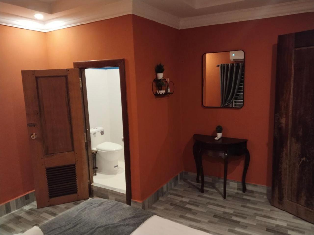 Teejays Bed And Breakfast Kampot Extérieur photo